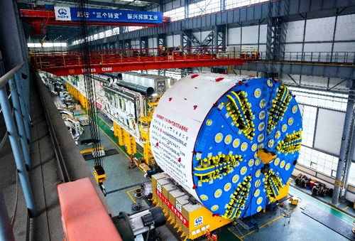 走進中鐵裝備4.0智能工廠，感受世界一流智造加速度與技術(shù)服務(wù)的完美融合